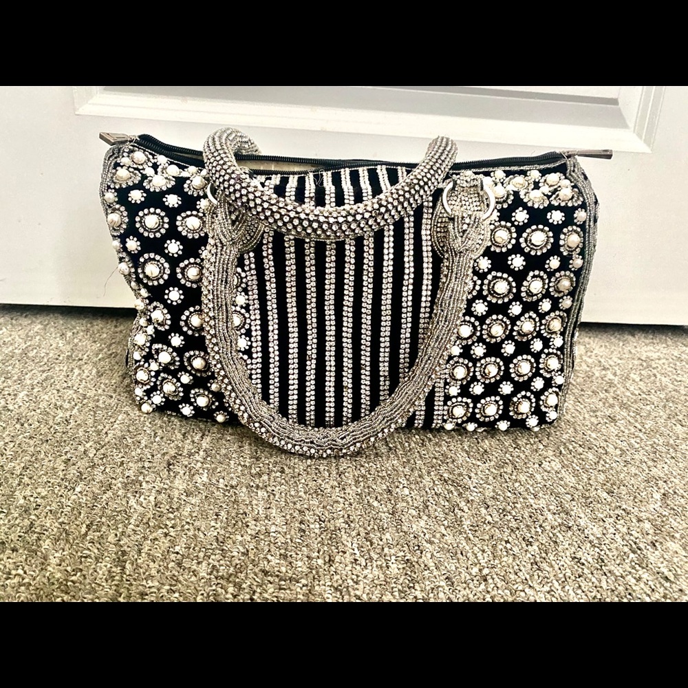 Unbranded super gorgeous women’s sparkly handbag-